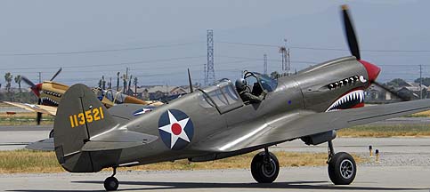 Curtiss P-40E Warhawk NX940AK